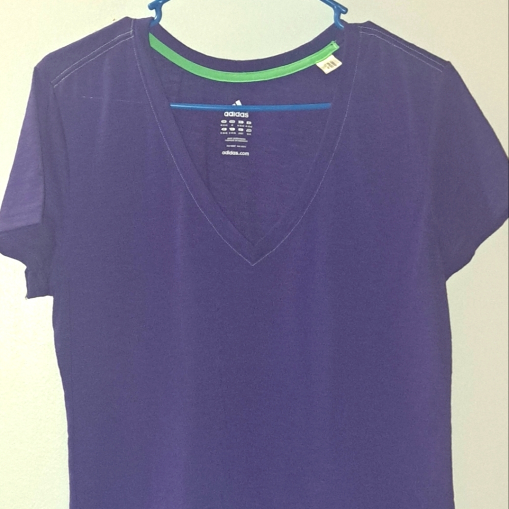 Adidas Activewear shirt size Medium